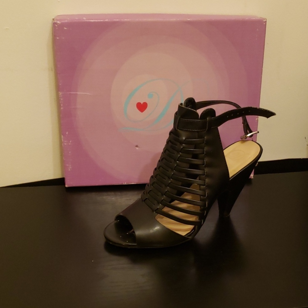 Leather slingback heels